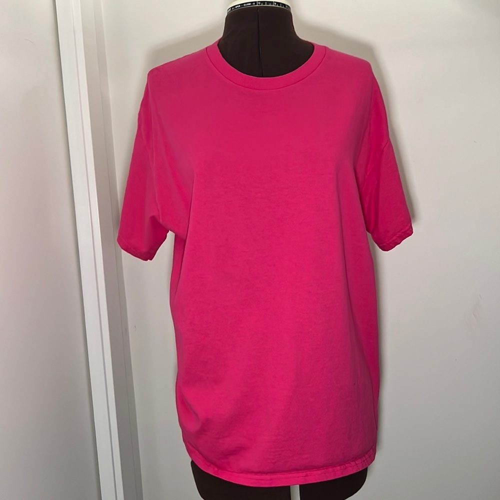 100% Cotton HOT Pink Gildan Oversized Tshirt​
